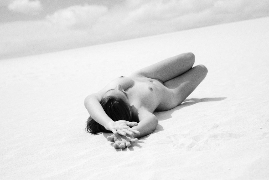 das model wurde am strand vom fotografen rayk weber aus magdeburg fotografiert.
